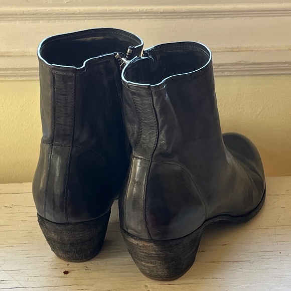 Official Creative dark gray/black leather boots 38.5. - Picture 5 of 9